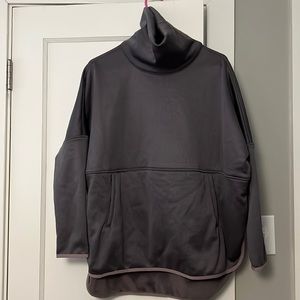 Gray women’s north face turtleneck sweatshirt size small/medium